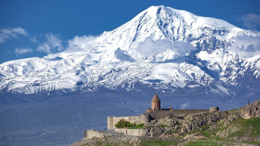 Berg Ararat, Vulkanberg mit 2 Gipfeln in der Türkei